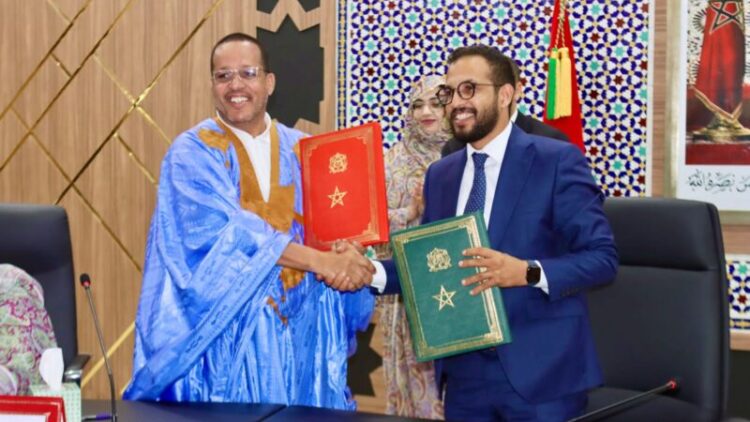 بلدية توجنين توضح طبيعة اتفاقها مع جماعة الداخلة وتؤكد التزامها بموقف نواكشوط من قضية الصحراء