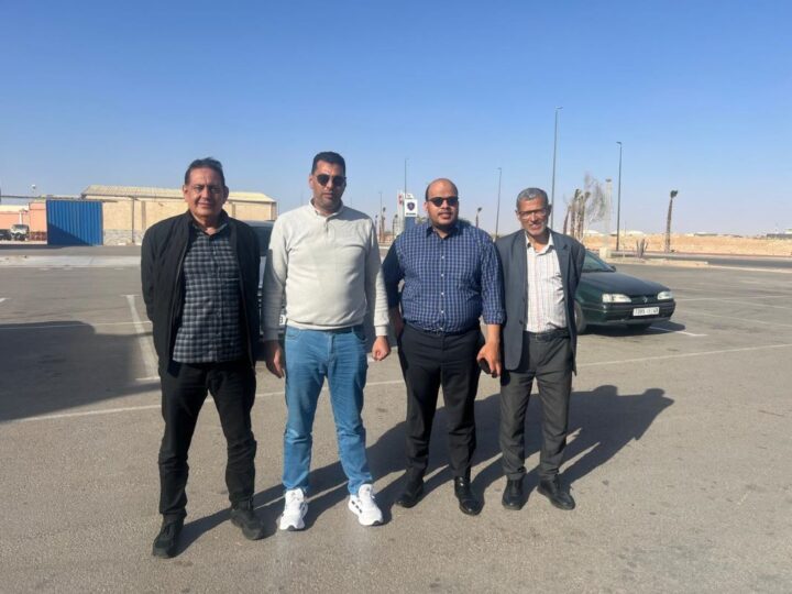 مهنيو الإعلام بالأقاليم الجنوبية يدقون ناقوس الخطر ويدعون لإنقاذ الصحافة الجهوية وتعزيز عدالتها المجالية